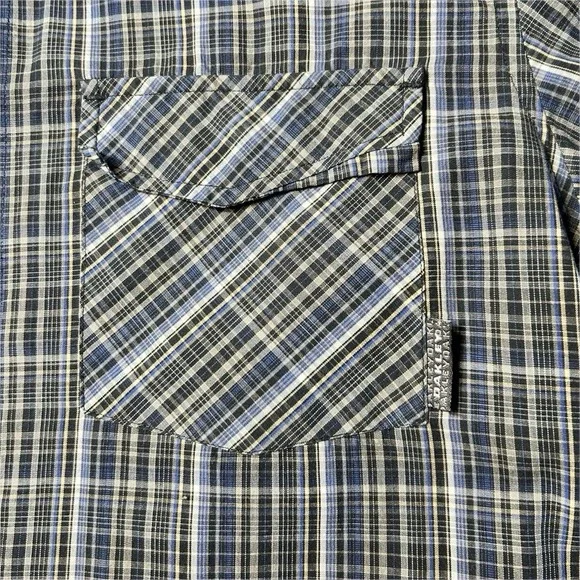 Oakley Plaid Button Up Shirt Mens Medium Short‎ Sleeve Logo - Picture 5 of 7